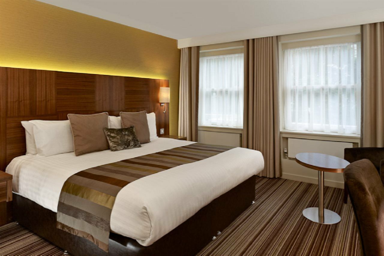 Blakemore Hyde Park Лондон Екстериор снимка A bedroom at the hotel
